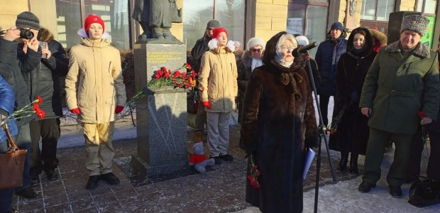 Митинг, посвященный 80-летию полного снятия блокады Ленинграда 