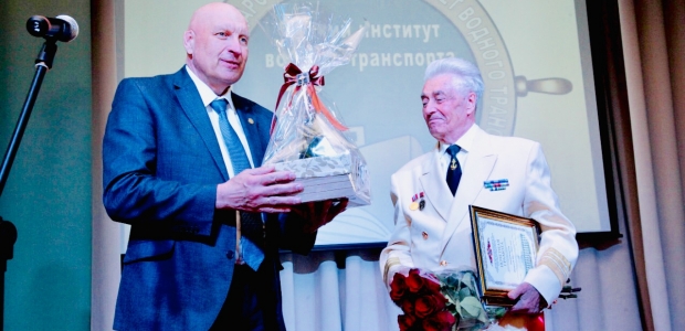 Свой 90-летний юбилей отметил Иван Иванович Яновский
