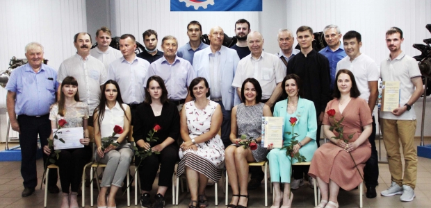 Награждение участников молодежной научно-практической конференции "Омские инженеры будущего"